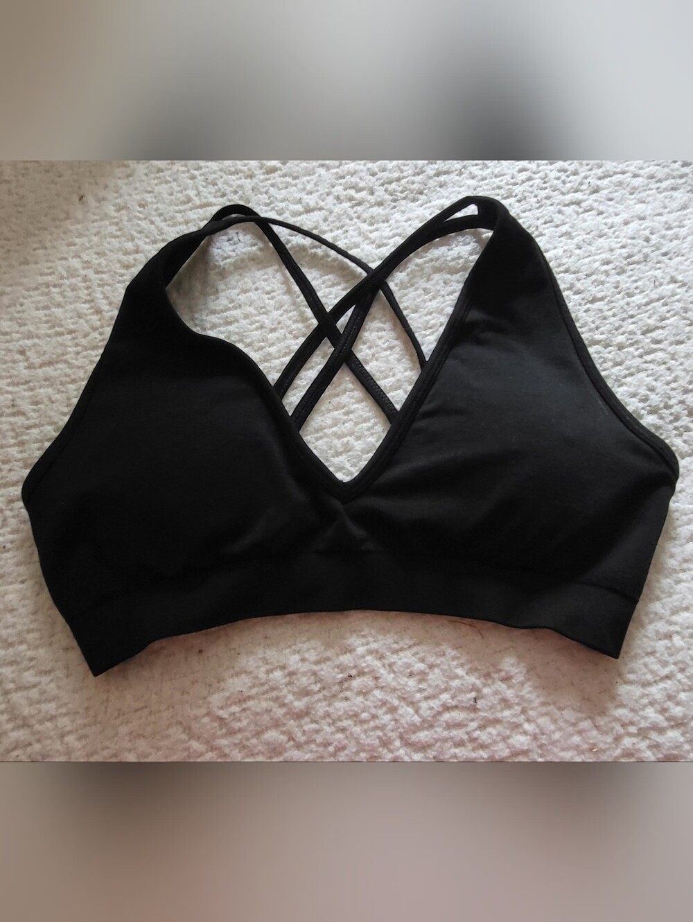 Alphalete Amplify Deep V Bra Medium